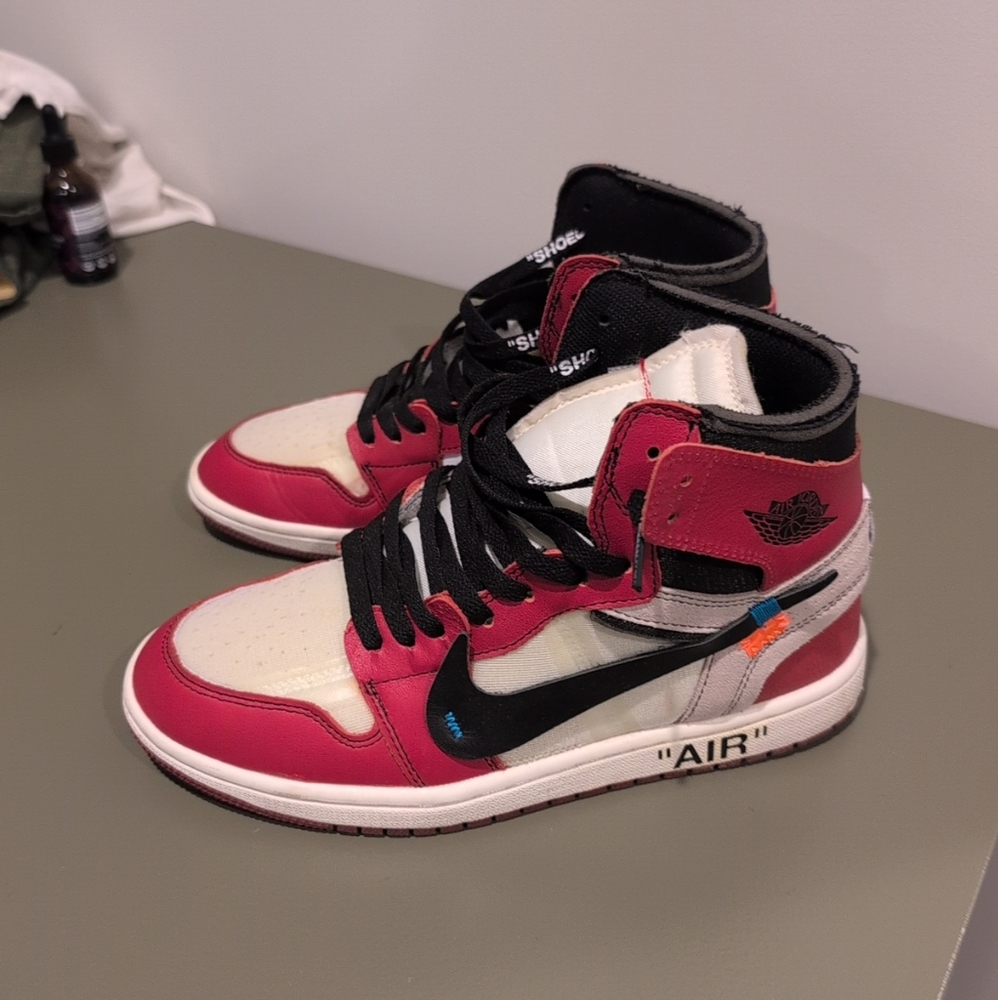 Jordan 1 Off White The Ten Retro OG Chicago Size 8